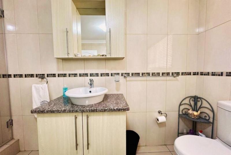 4 Bedroom Property for Sale in Monte Christo Western Cape